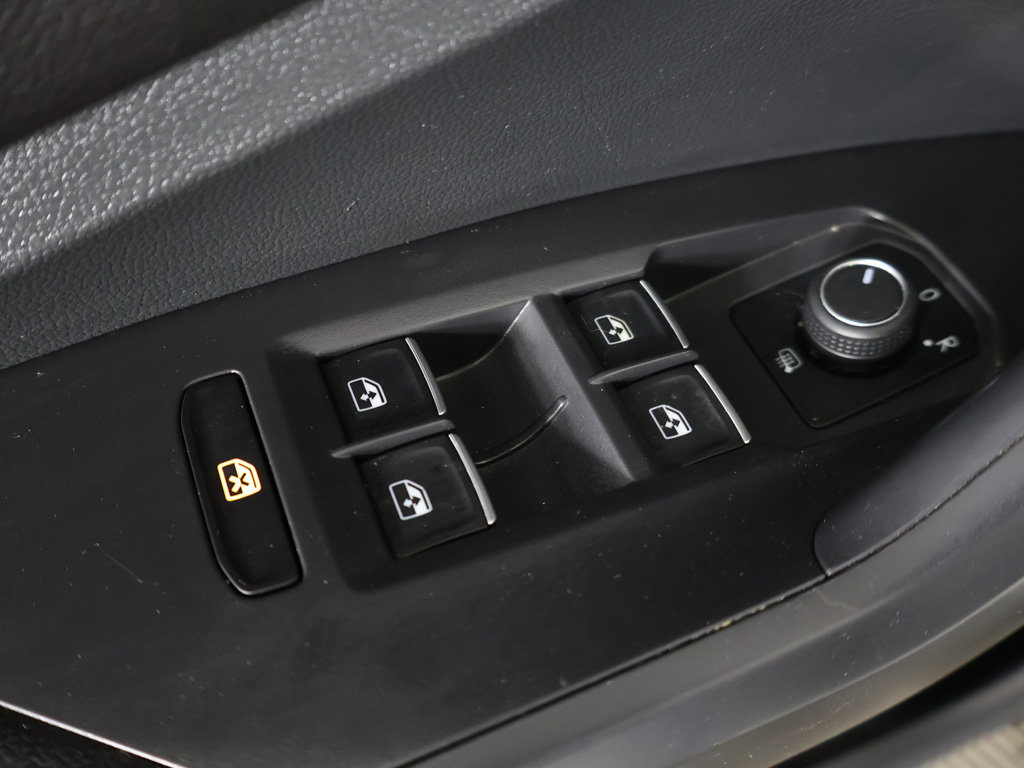 Used 2023 Volkswagen Jetta Sport FWD image 33