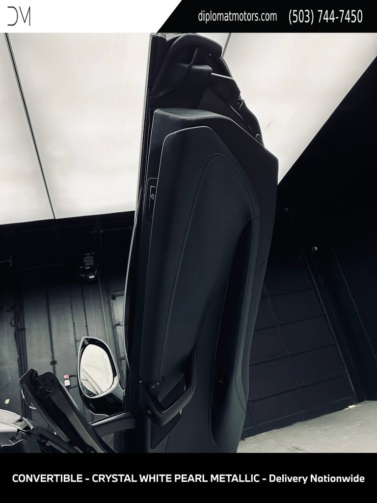 Used 2019 BMW i8 Roadster AWD/4WD image 22