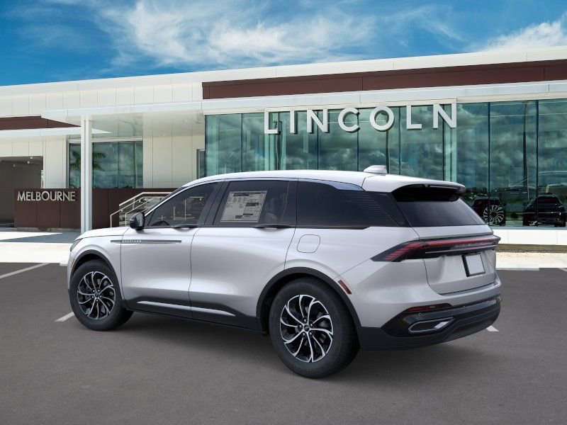 New 2026 Lincoln Nautilus Premier AWD/4WD image 4