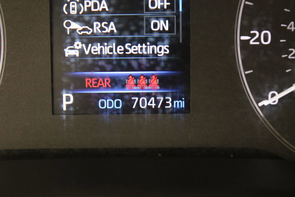 Used 2023 Toyota Corolla LE FWD image 11