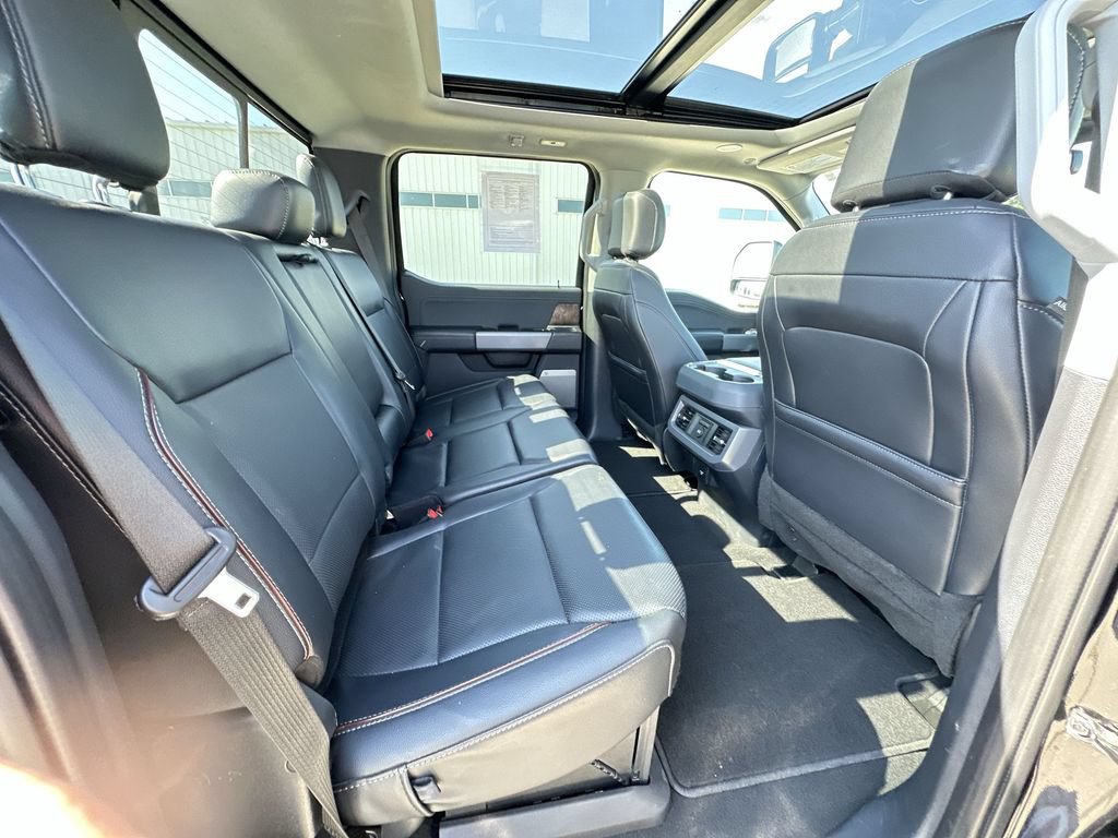 Used 2024 Ford F250 Lariat w/ Lariat Ultimate Package AWD/4WD image 27