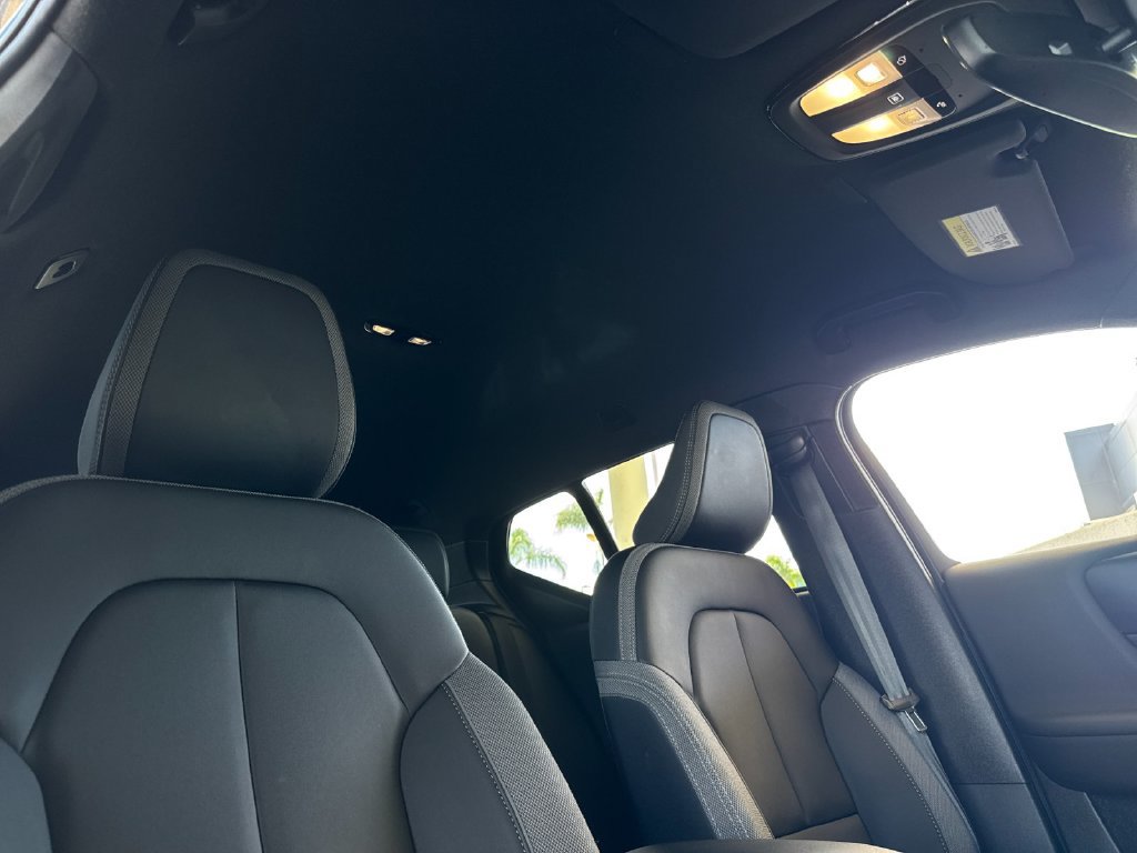 Certified 2023 Volvo XC40 Recharge Core w/ Protection Package Premier AWD/4WD image 16