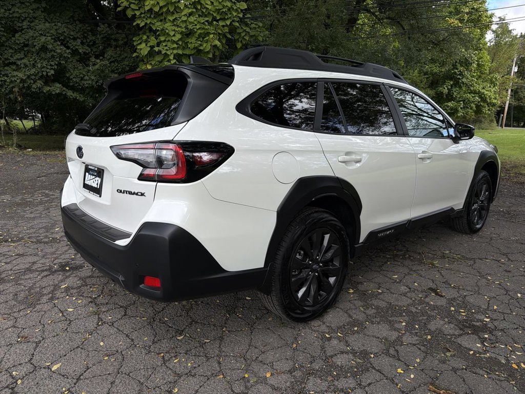 Certified 2025 Subaru Outback Onyx Edition AWD/4WD image 8