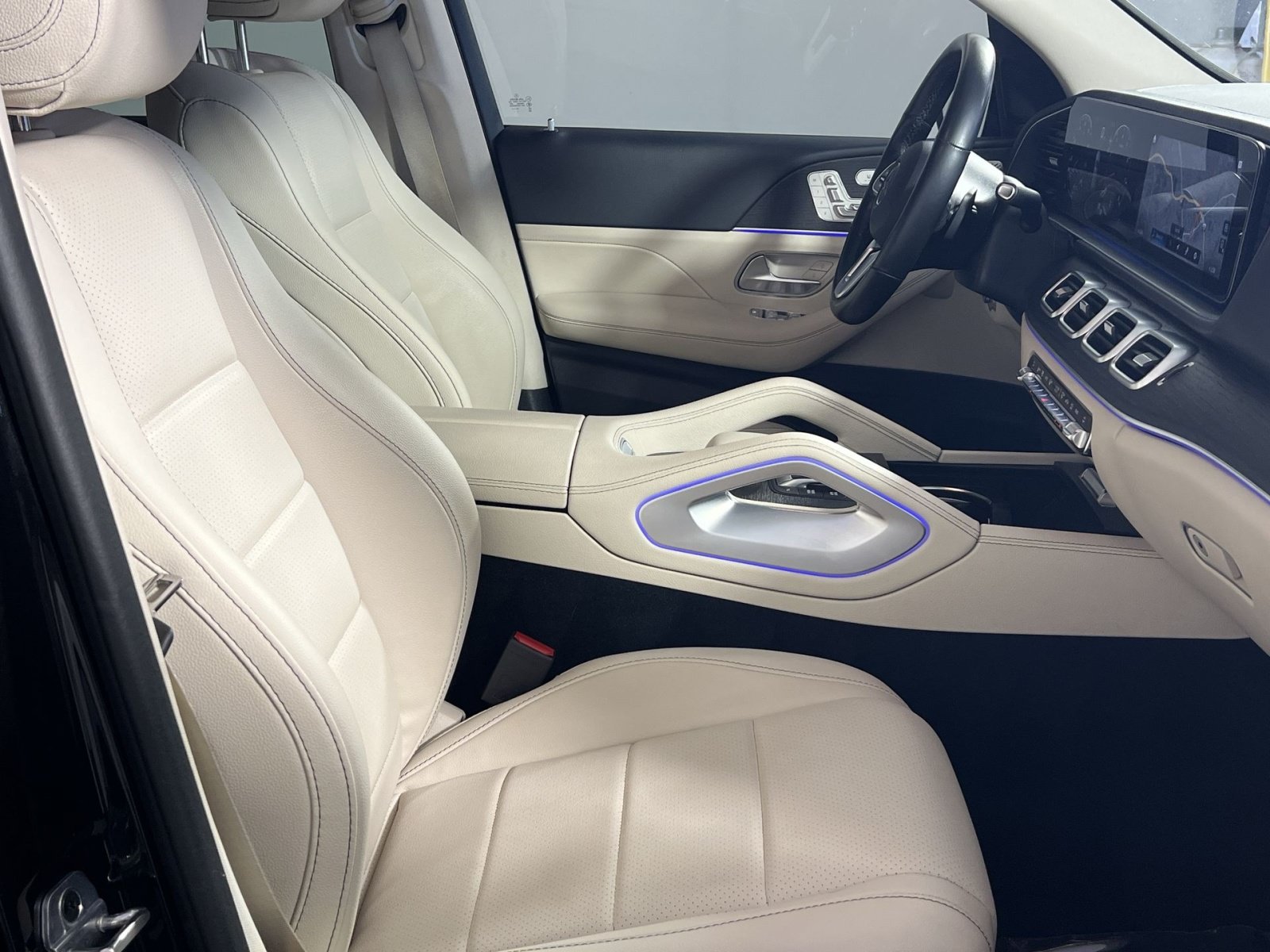 Used 2023 Mercedes-Benz GLE 350 4MATIC image 29