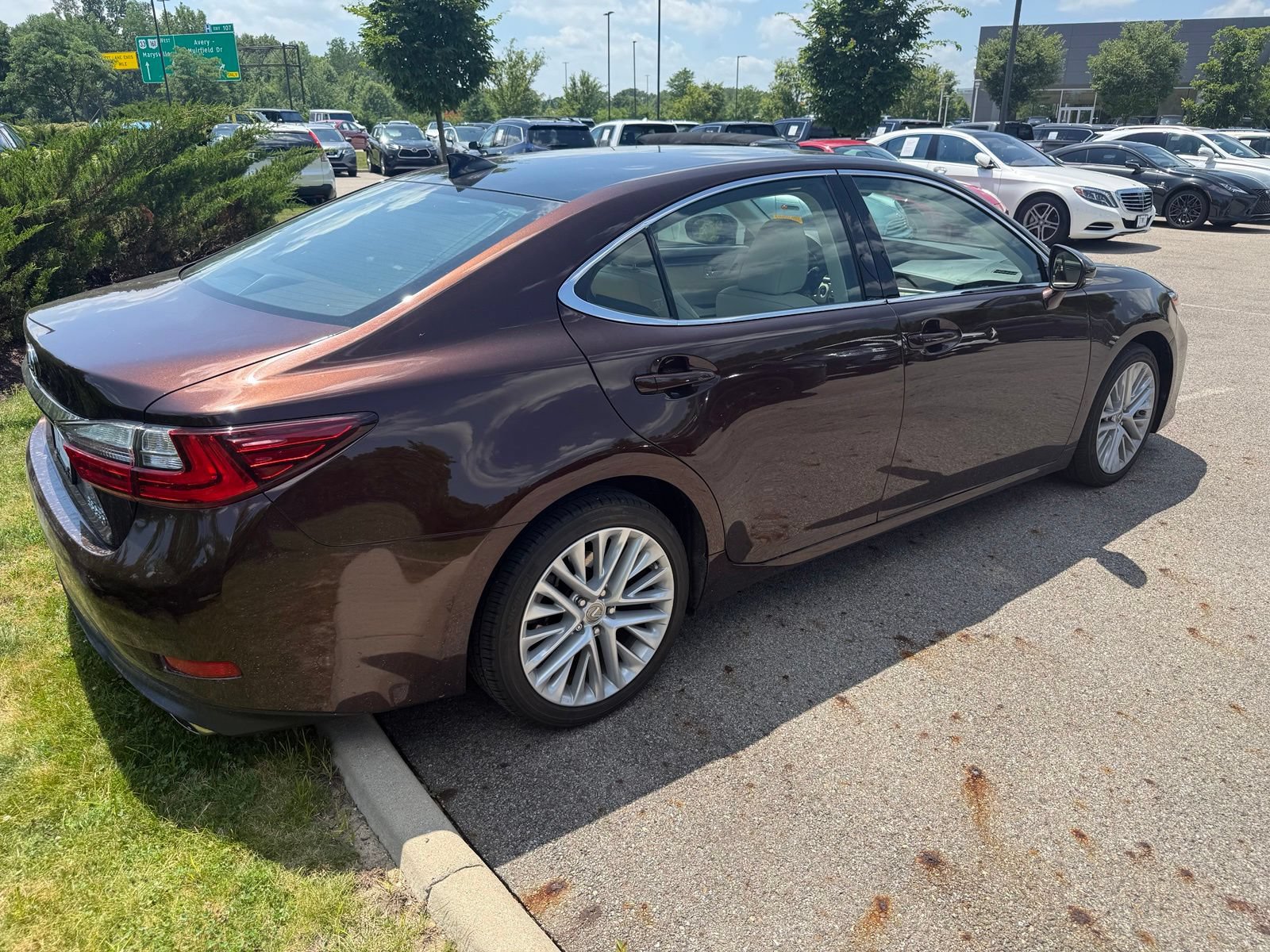 Used 2018 Lexus ES 350 w/ Luxury Package w/Wood Trim FWD image 5
