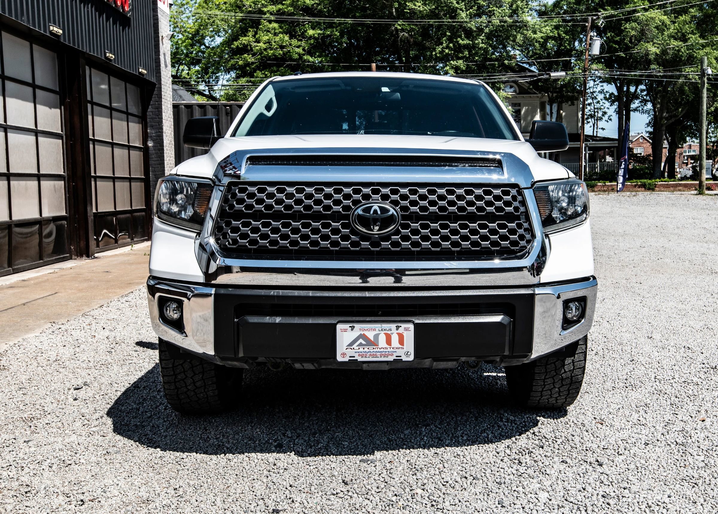 Used 2018 Toyota Tundra SR5 RWD image 3