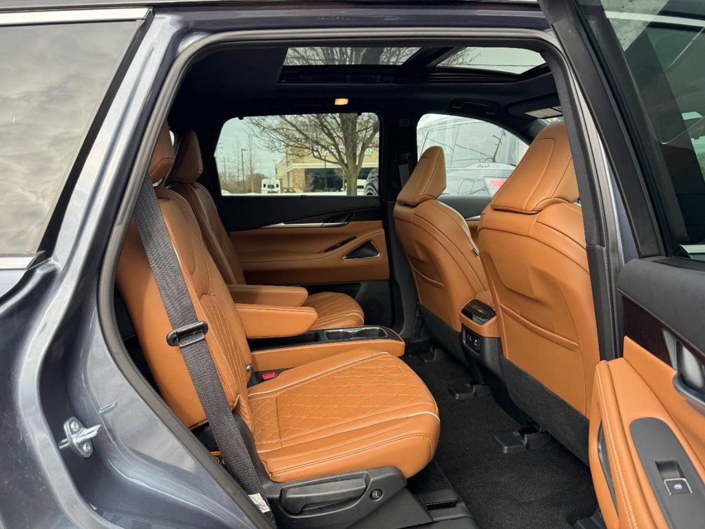 Used 2025 INFINITI QX60 Autograph w/ Cargo Package image 10