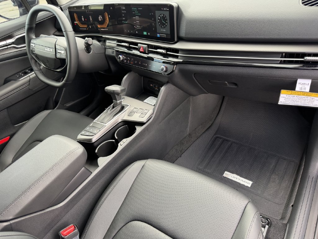 New 2027 Kia Sportage EX FWD image 15
