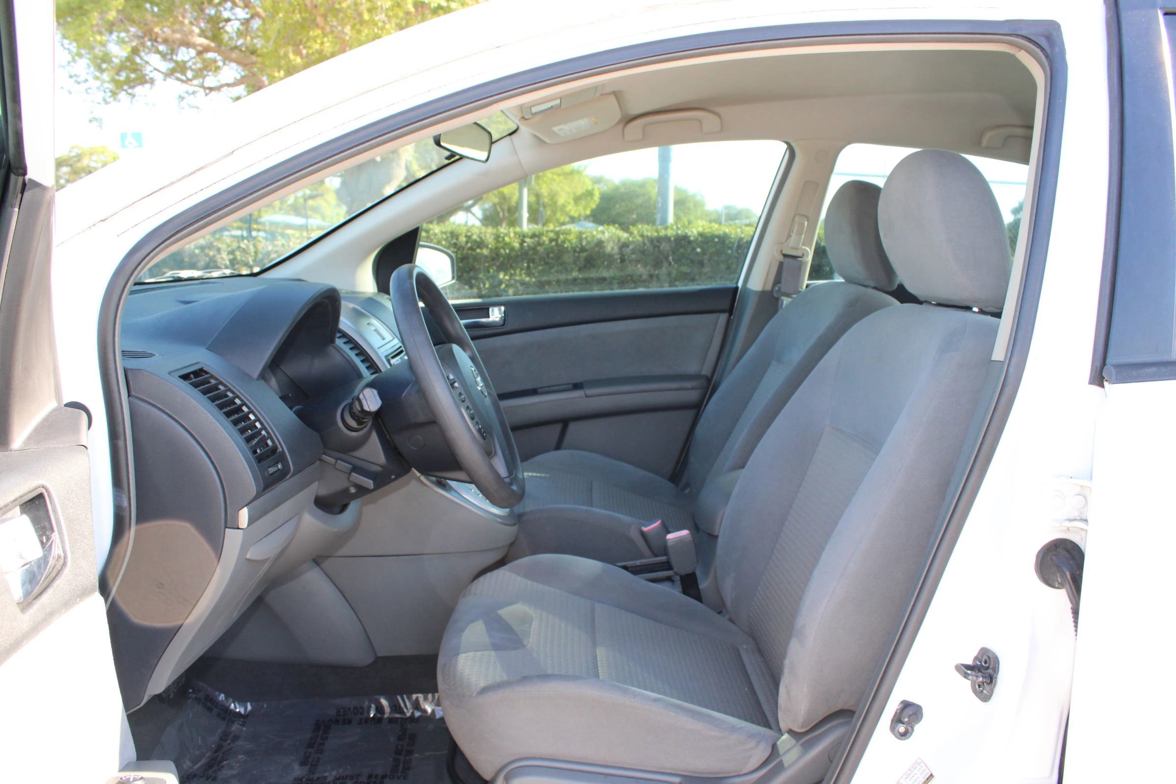 Used 2008 Nissan Sentra 2.0 S image 6