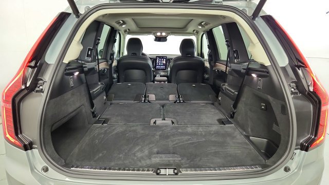 Certified 2026 Volvo XC90 B5 Core AWD/4WD image 41