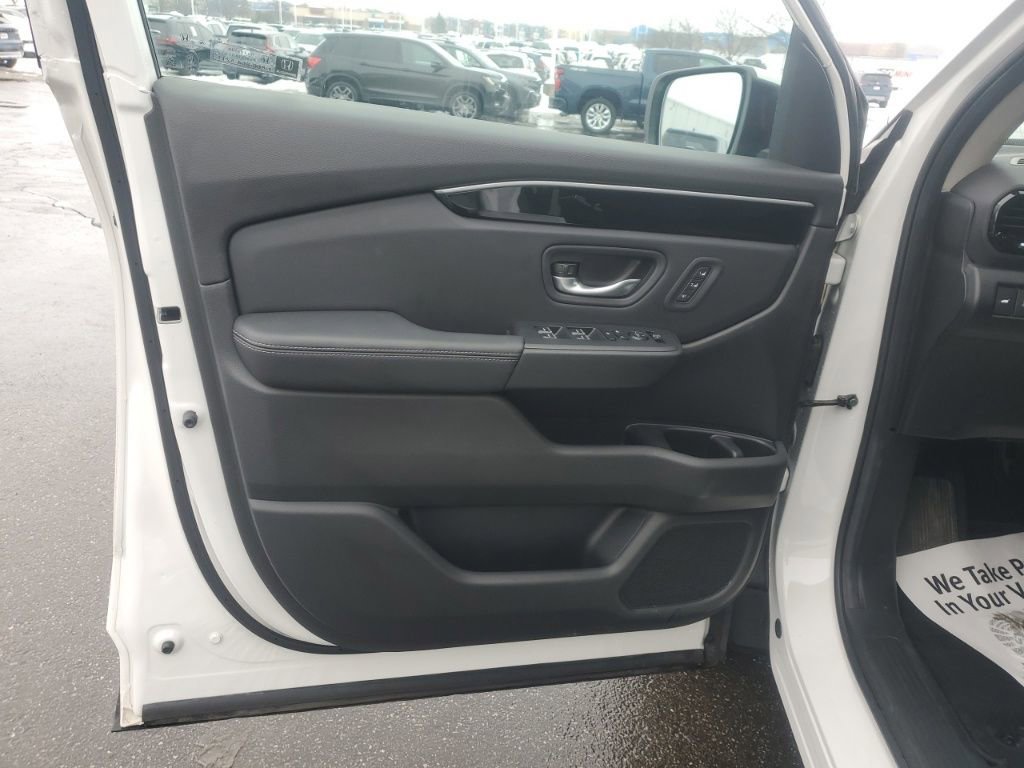 Certified 2025 Honda Pilot EX-L image 21