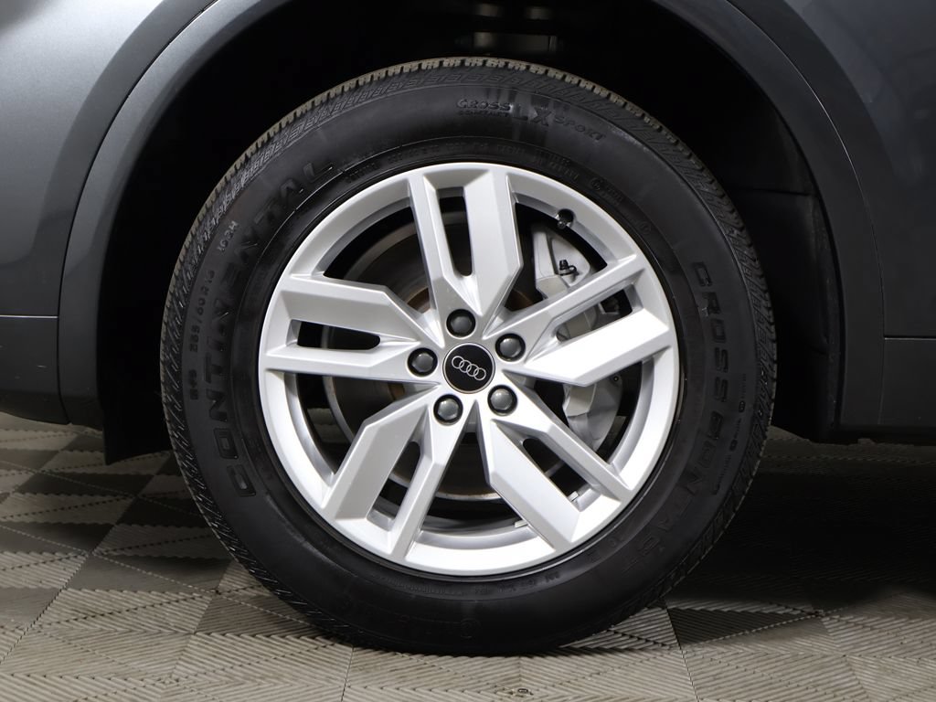 Used 2023 Audi Q5 2.0T Premium w/ Convenience Package AWD/4WD image 22