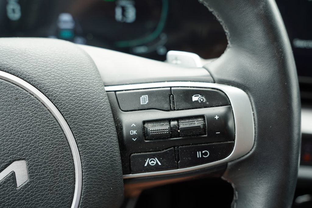 Certified 2023 Kia Sportage EX AWD/4WD image 31