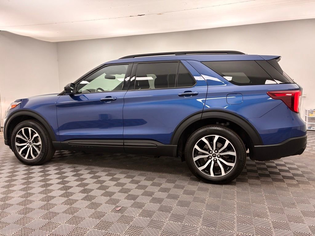 Certified 2023 Ford Explorer ST image 16