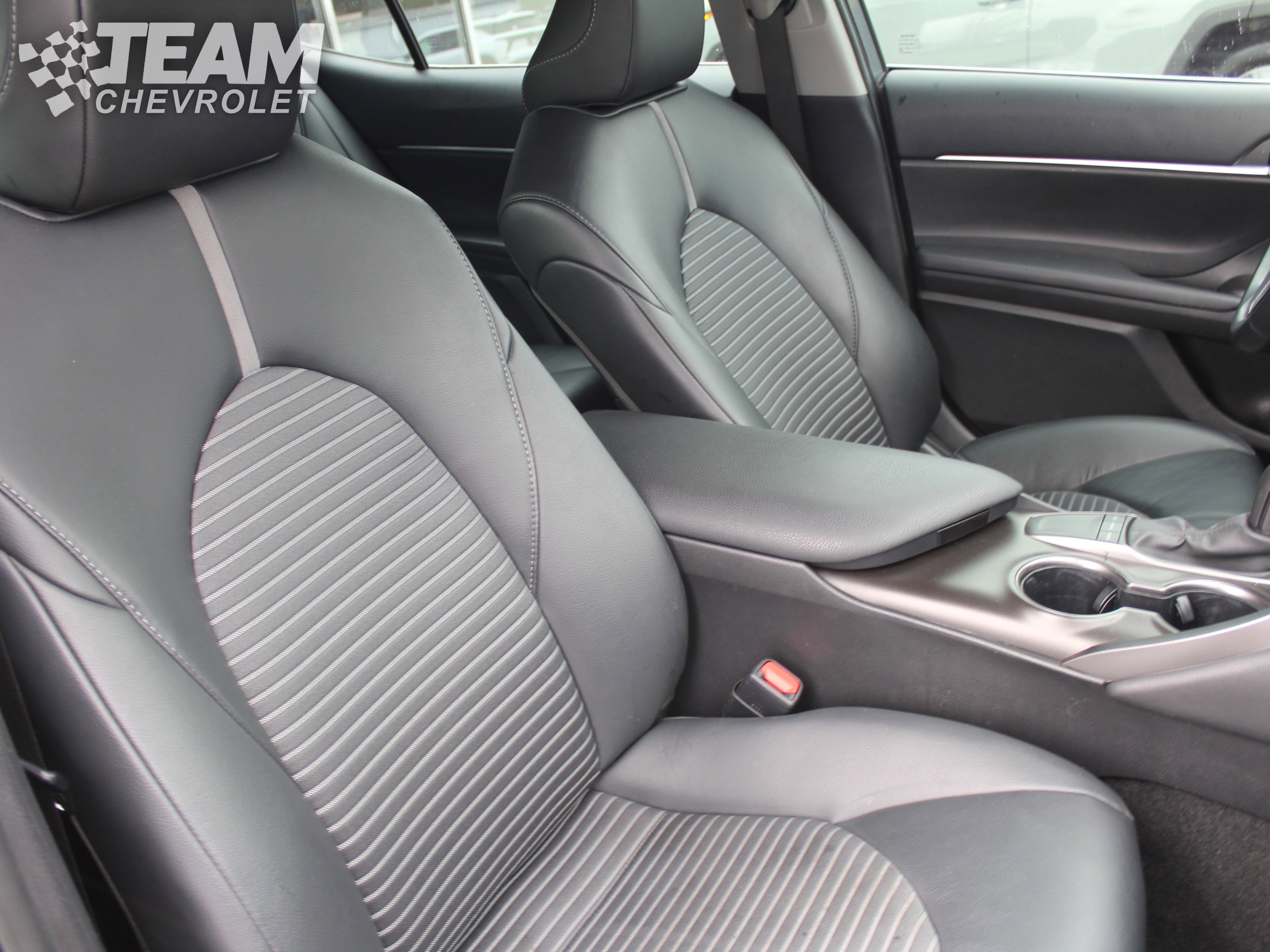 Used 2024 Toyota Camry SE image 27