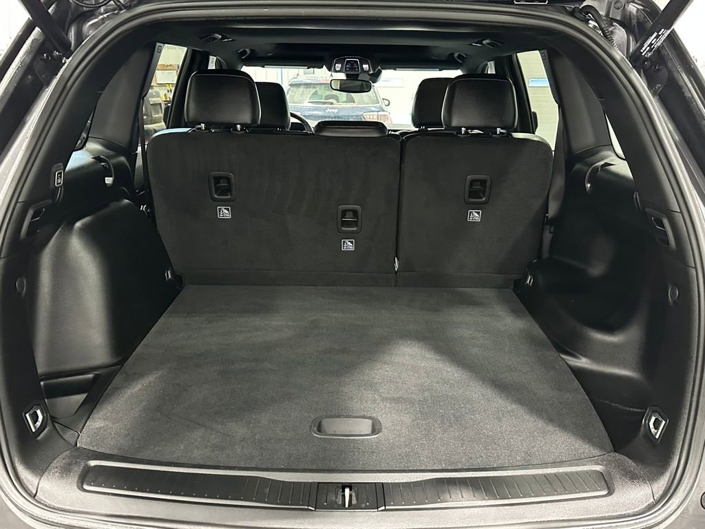 Used 2023 Jeep Grand Cherokee Altitude image 27