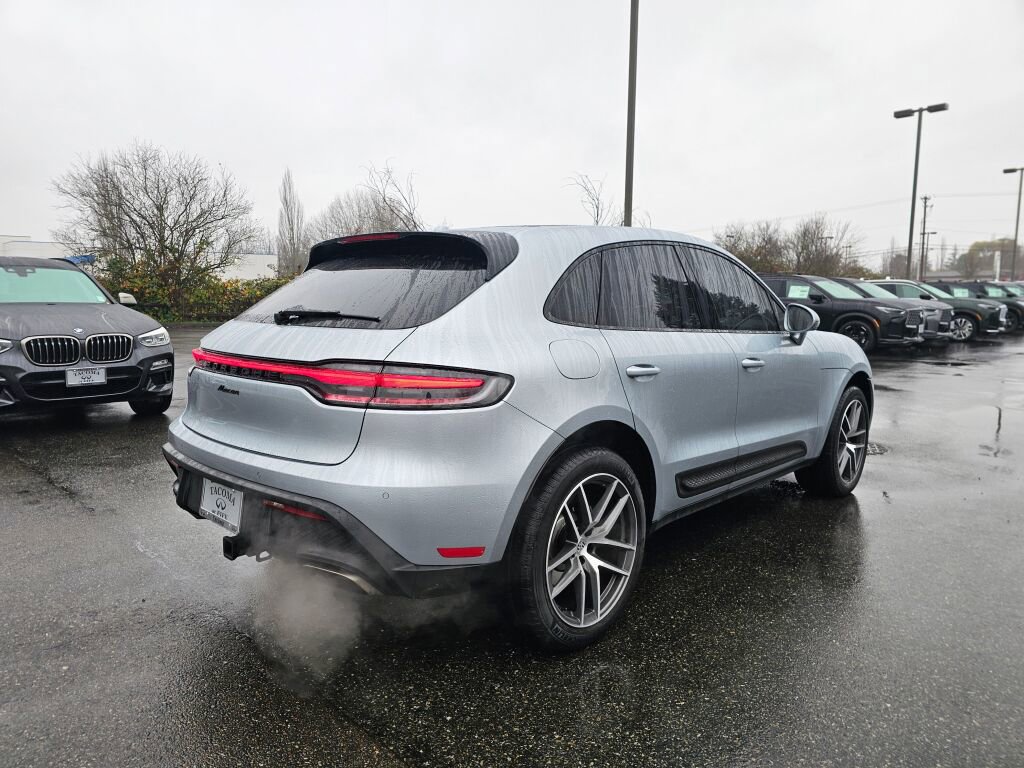 Used 2023 Porsche Macan w/ Premium Package Plus image 7