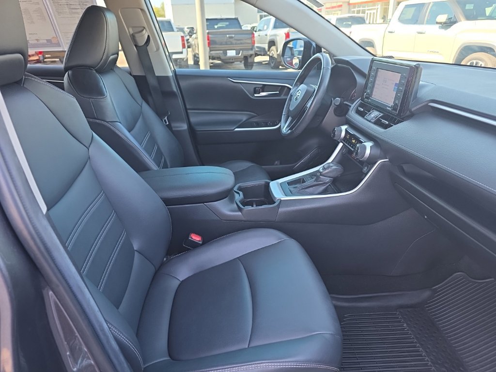 Certified 2022 Toyota RAV4 XLE Premium FWD image 10