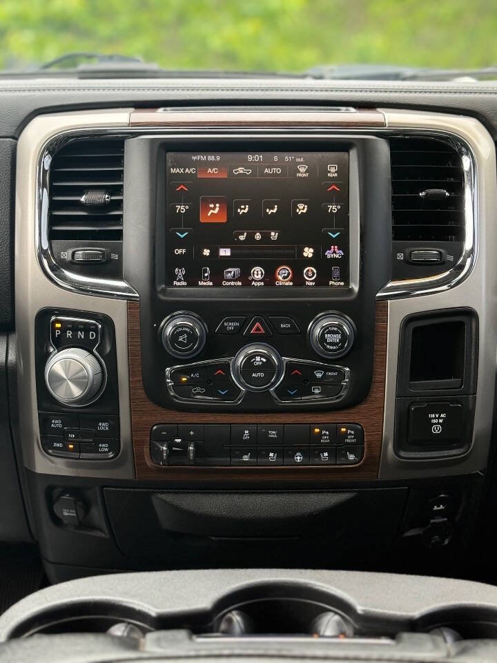 Used 2016 RAM 1500 Laramie w/ Convenience Group AWD/4WD image 9
