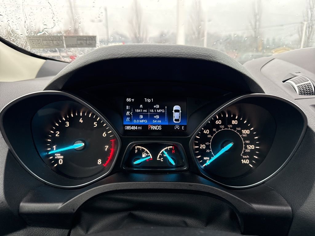 Used 2019 Ford Escape Titanium AWD/4WD image 10