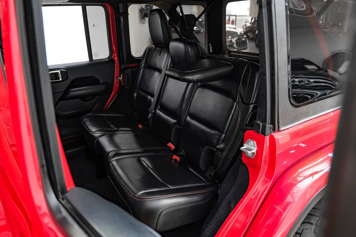 Used 2019 Jeep Wrangler Unlimited Rubicon AWD/4WD image 33