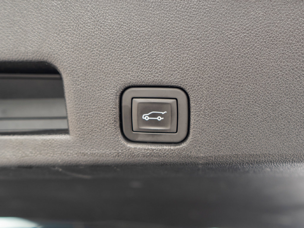 Used 2026 Chevrolet Traverse RS AWD/4WD image 39