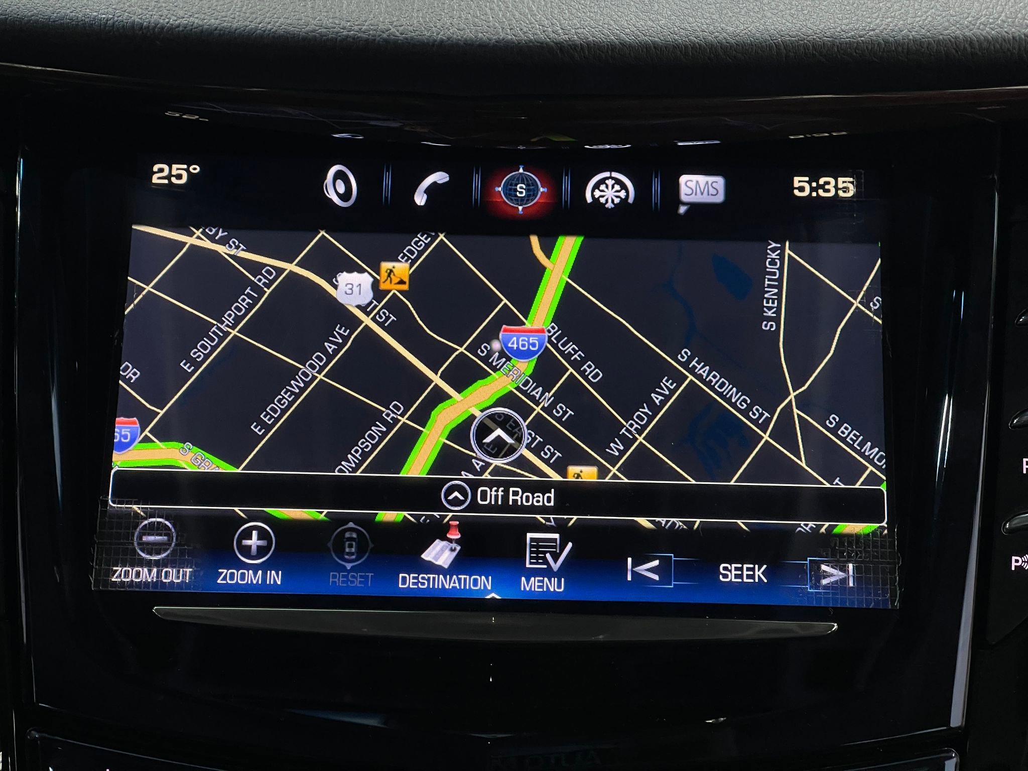 Used 2019 Cadillac Escalade Luxury image 10