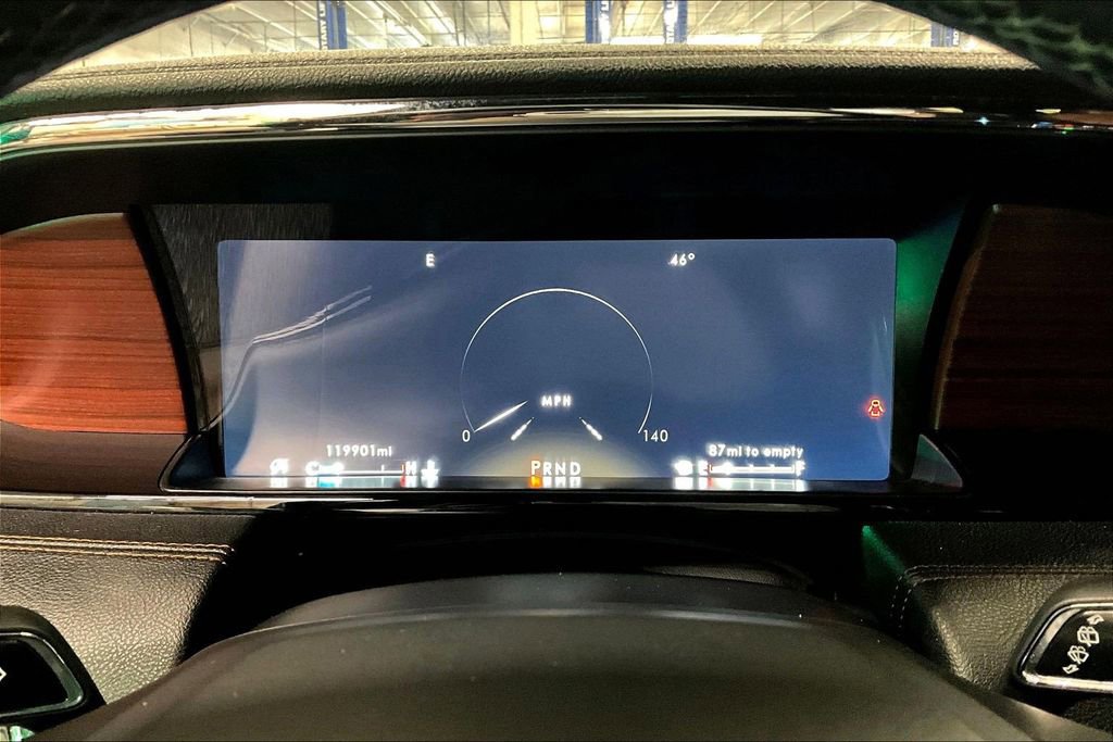 Used 2021 Lincoln Navigator L Reserve w/ Luxury Package image 13