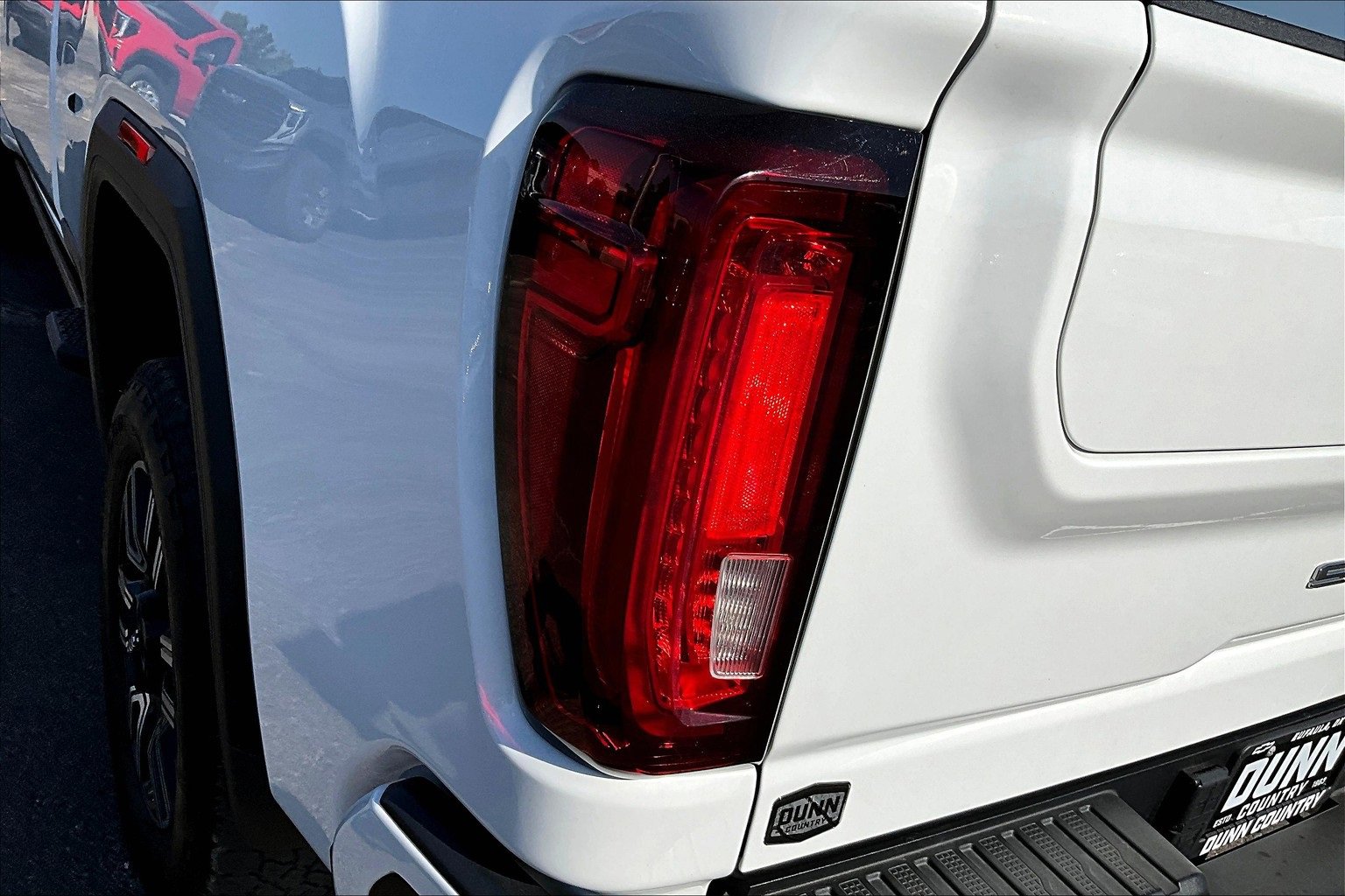 Used 2023 GMC Sierra 2500 AT4 w/ AT4 Premium Plus Package image 33