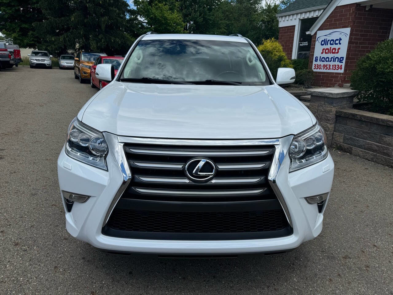 Used 2014 Lexus GX 460 image 3