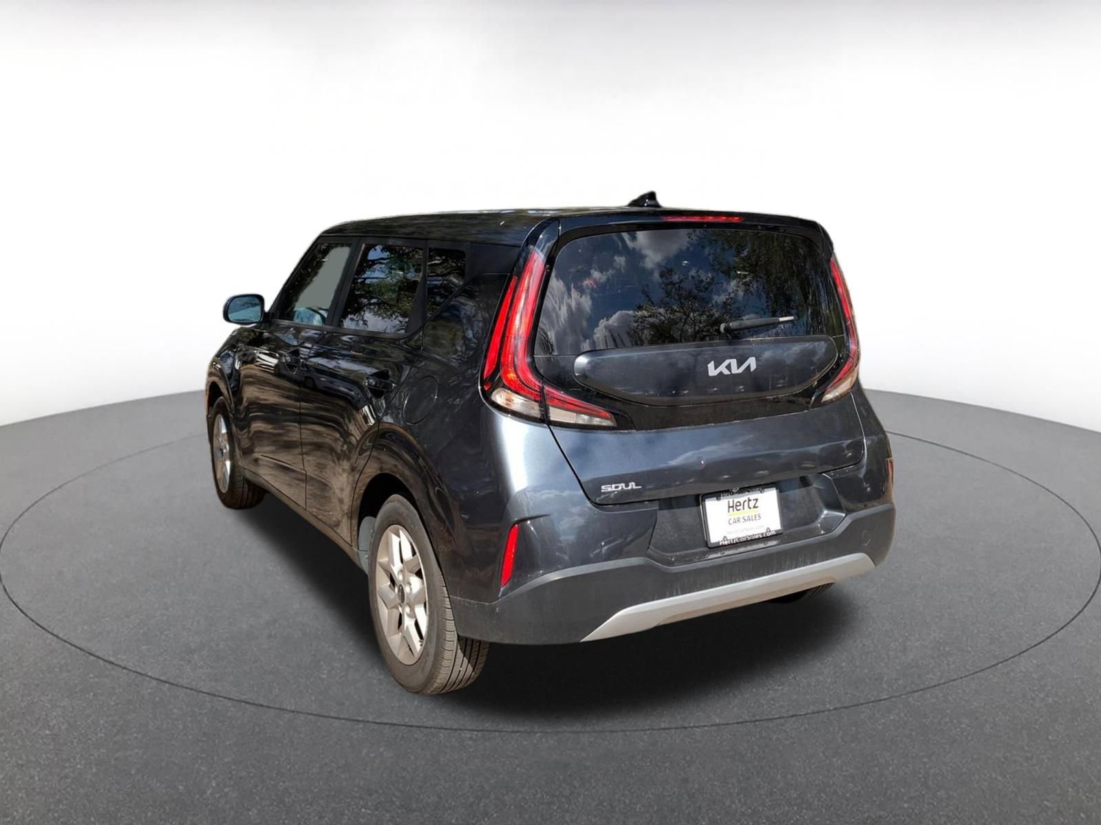 Used 2025 Kia Soul LX w/ LX Technology Package image 5