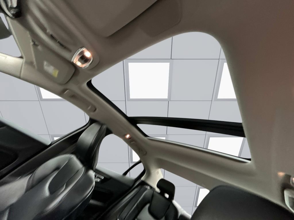 Used 2022 Volvo S60 B5 Inscription image 18