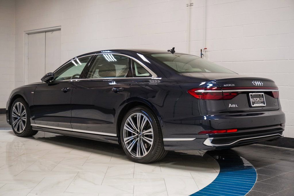 Used 2022 Audi A8 L 3.0T w/ Luxury Package image 7