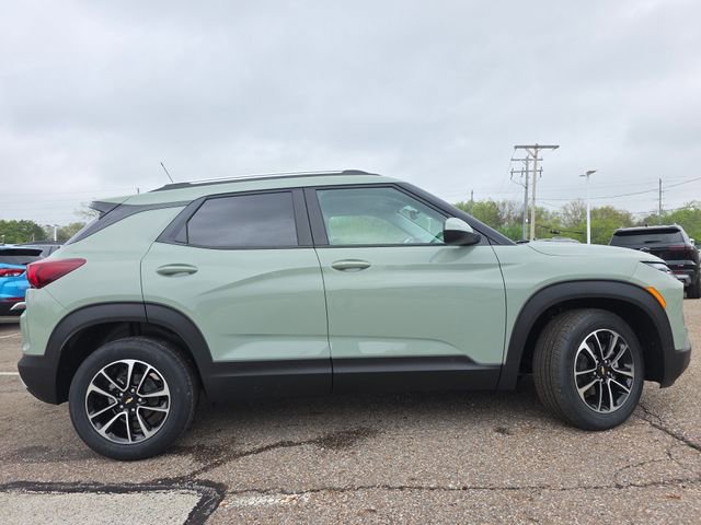 New 2026 Chevrolet TrailBlazer LT FWD image 16