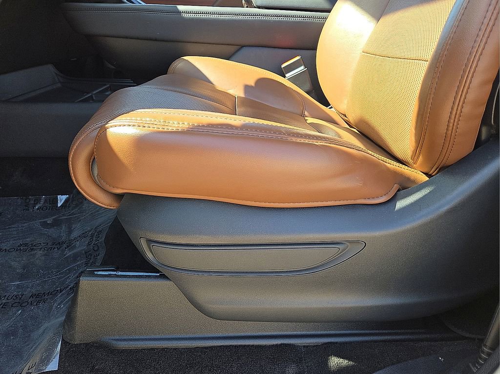 Used 2024 Lincoln Navigator L Reserve image 25