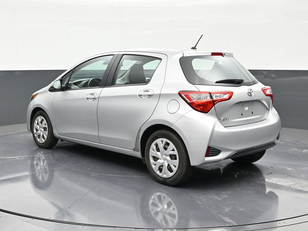 Used 2018 Toyota Yaris L FWD image 3