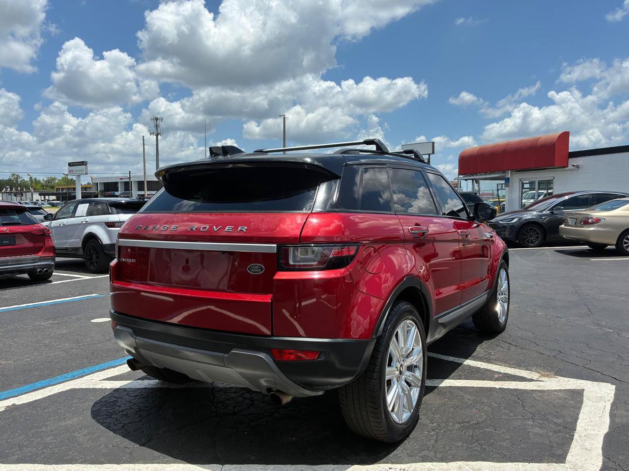 Used 2016 Land Rover Range Rover Evoque HSE AWD/4WD image 8
