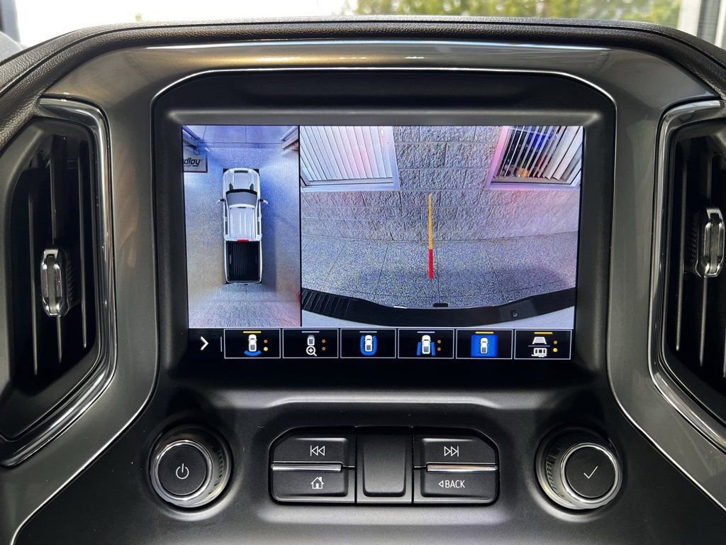 Used 2023 Chevrolet Silverado 2500 LTZ w/ LTZ Convenience Package image 32