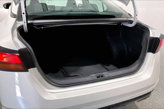Used 2023 Nissan Altima 2.5 SR image 39