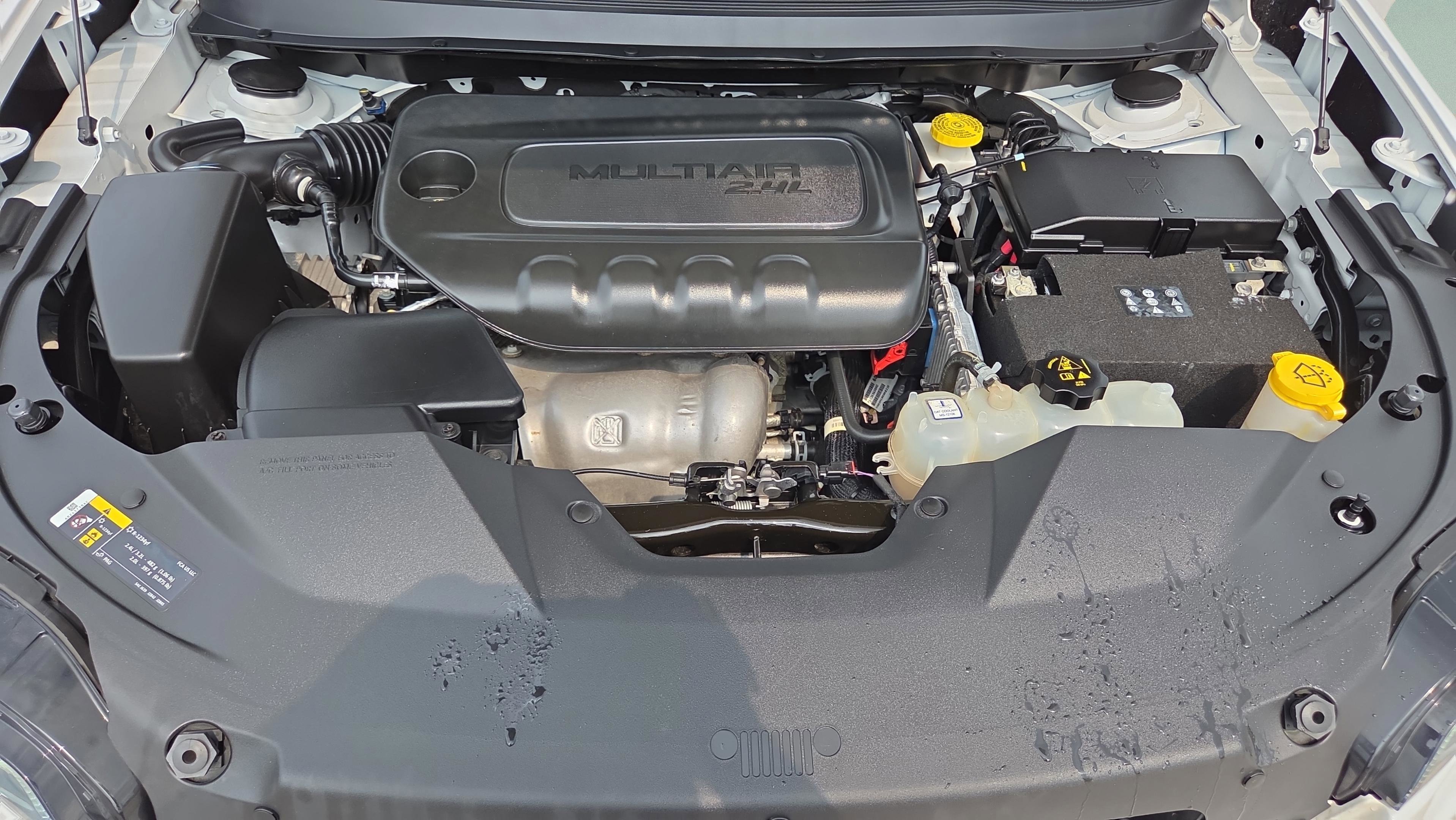 Used 2020 Jeep Cherokee Limited FWD image 19