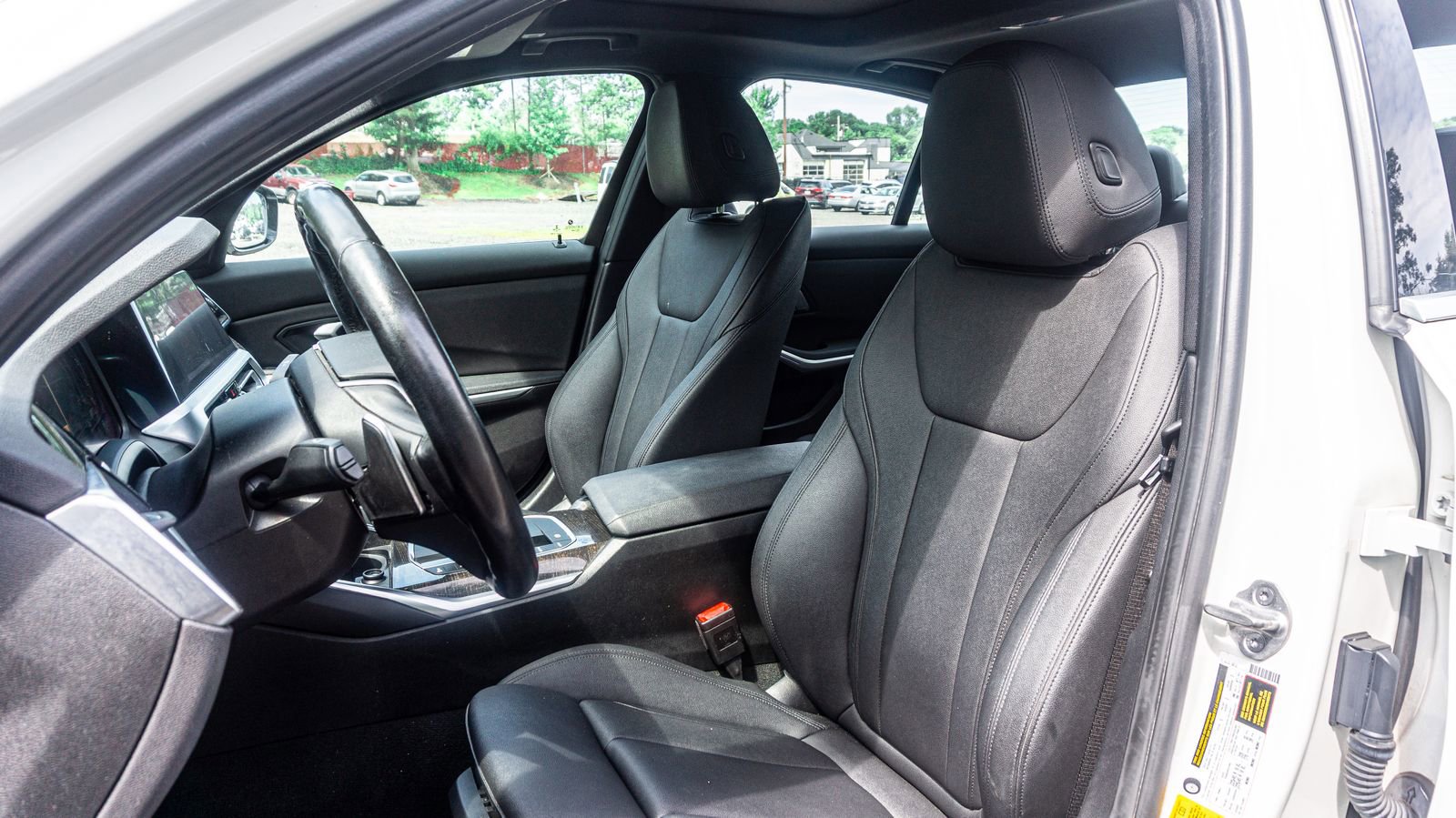 Used 2021 BMW 330i xDrive Sedan w/ Convenience Package image 13