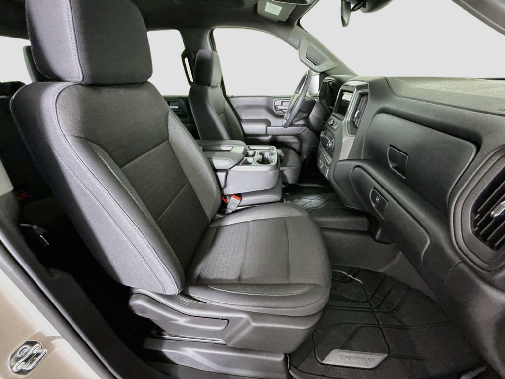 New 2026 Chevrolet Silverado 1500 Custom w/ Turbomax Blackout Package AWD/4WD image 25