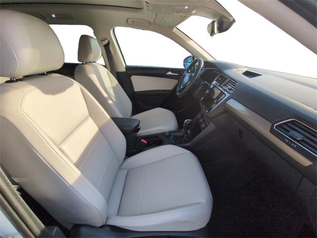 Certified 2021 Volkswagen Tiguan SEL image 17