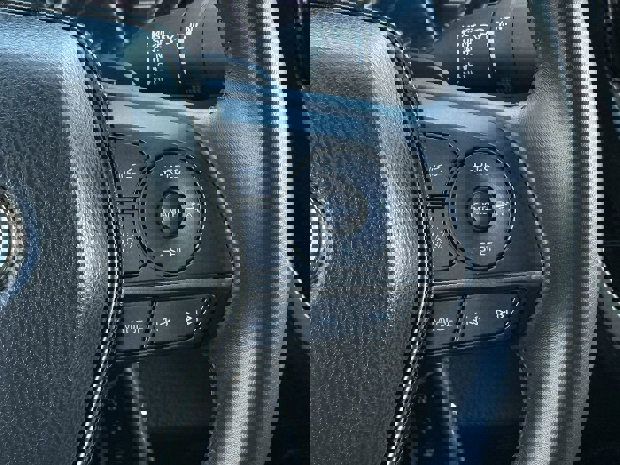 Used 2024 Toyota Camry SE image 14