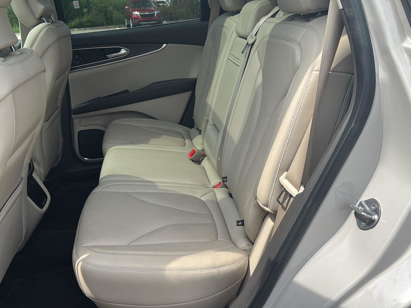 Used 2019 Lincoln Nautilus Reserve AWD/4WD image 11