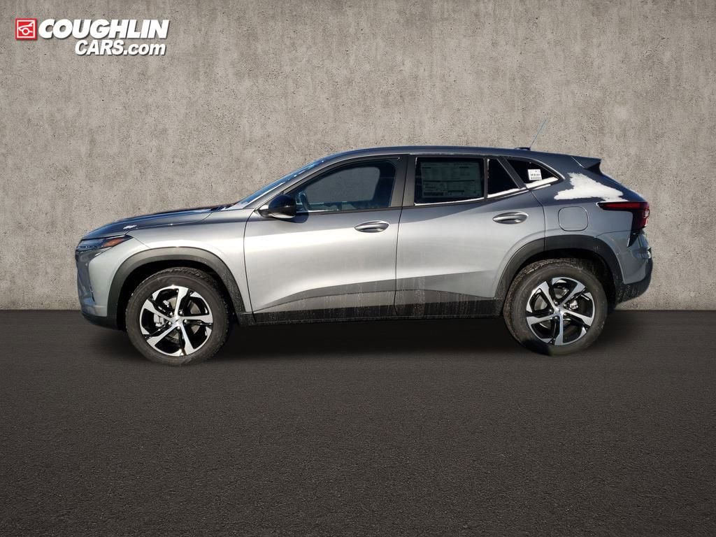 New 2026 Chevrolet Trax RS image 2