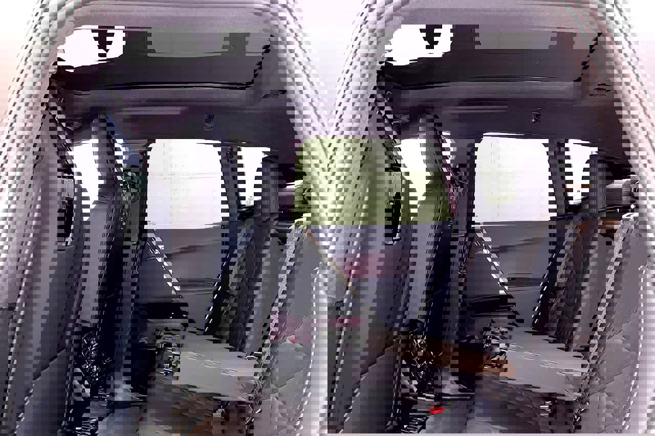 Used 2023 BMW iX M60 w/ Executive Package image 21