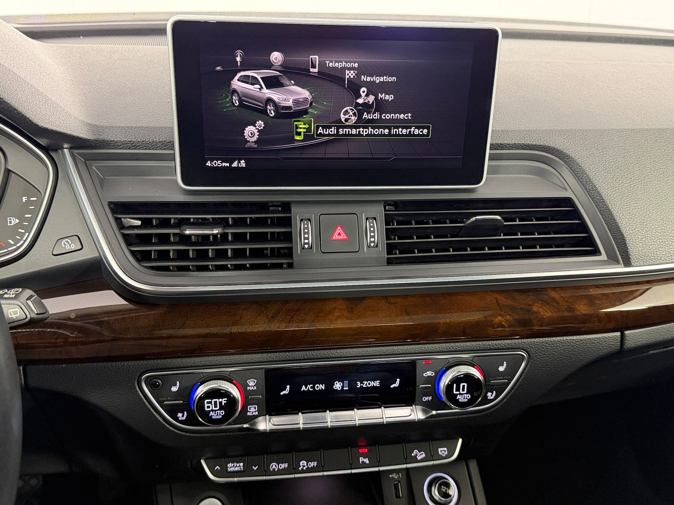 Used 2018 Audi Q5 2.0T Premium Plus w/ Premium Plus Package image 24