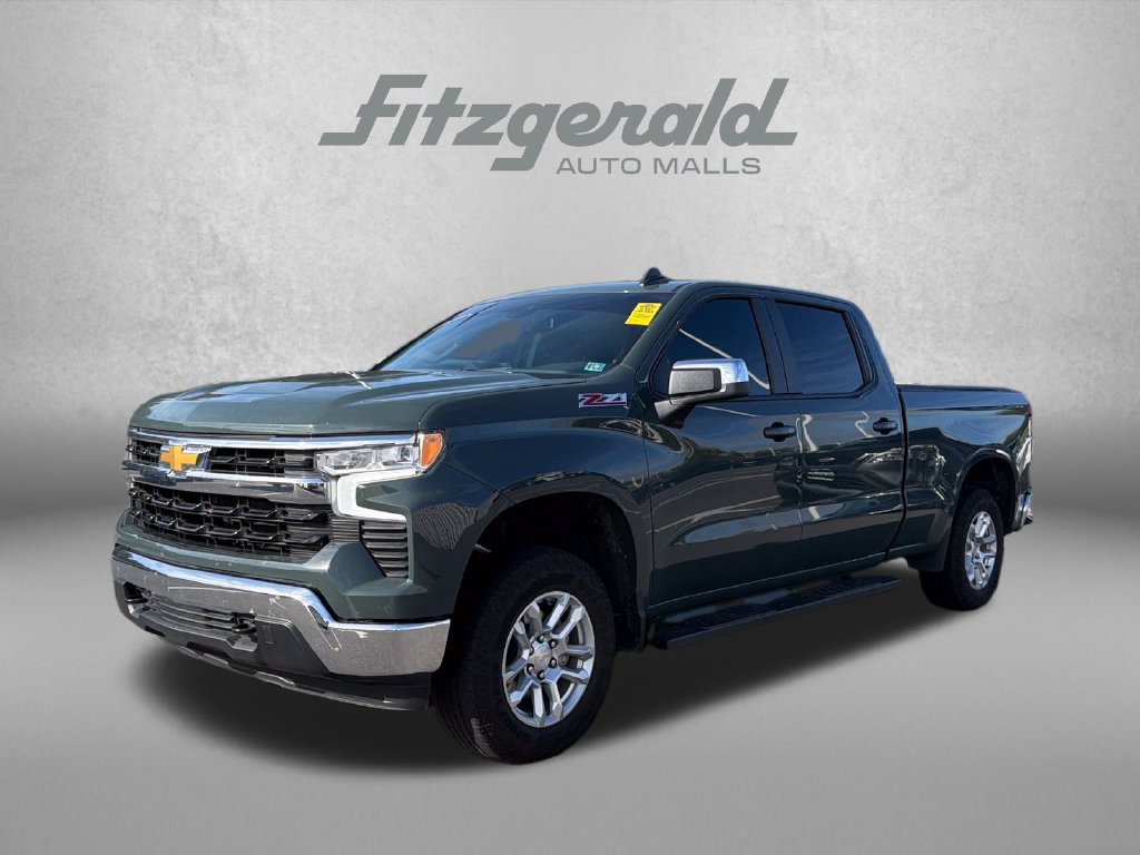 Used 2025 Chevrolet Silverado 1500 LT w/ Z71 Off-Road Package AWD/4WD image 3