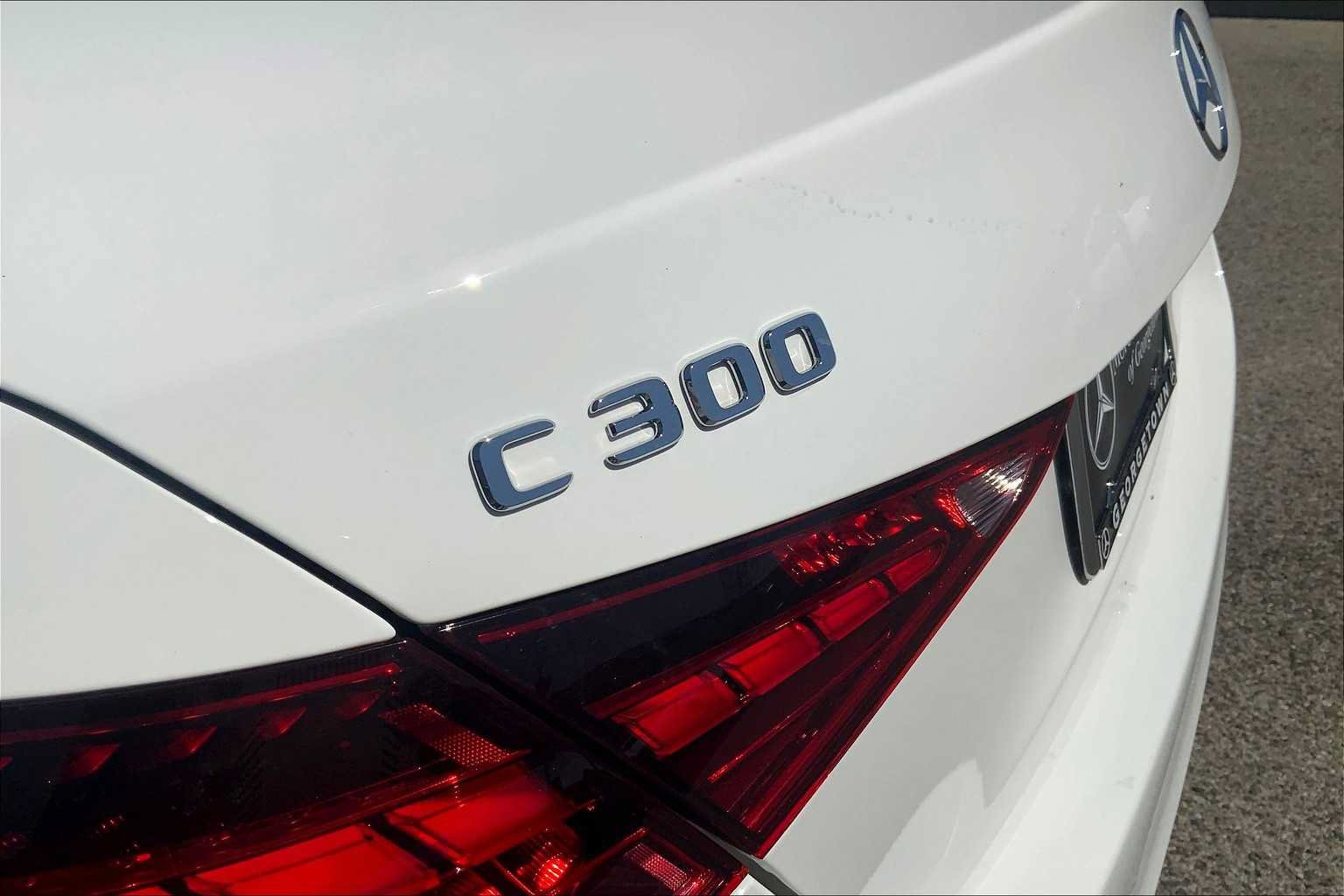 Certified 2022 Mercedes-Benz C 300 Sedan w/ Exclusive Trim Package image 30